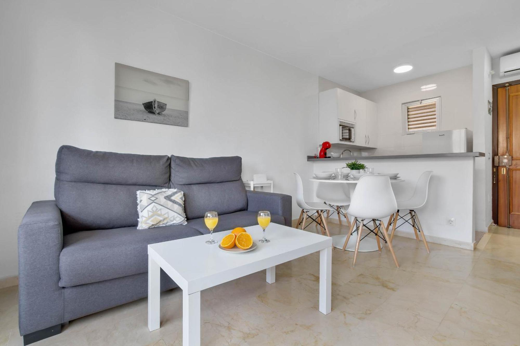 شقة Vistamarina B 210 By Ivi Real Estate توريمولينوس المظهر الخارجي الصورة