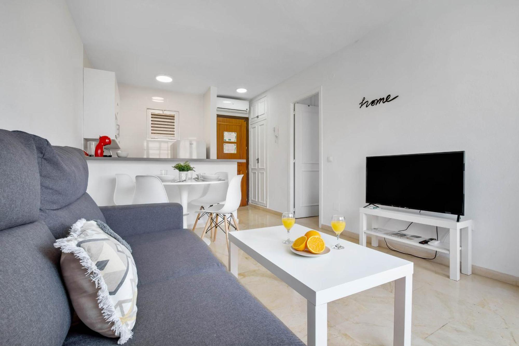 شقة Vistamarina B 210 By Ivi Real Estate توريمولينوس المظهر الخارجي الصورة